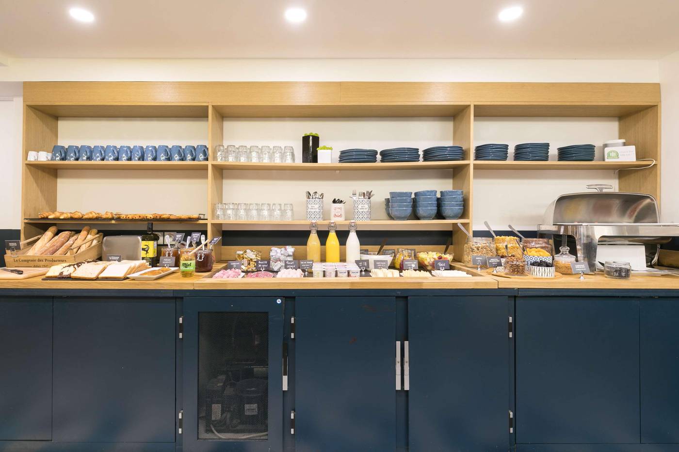 Hotel-Magenta-38-by-HappyCulture-Restaurant-9