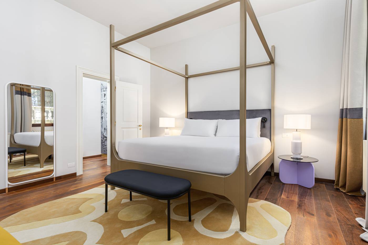 Palazzo-Dei-Fiori-By-Room-Mate-Room-44