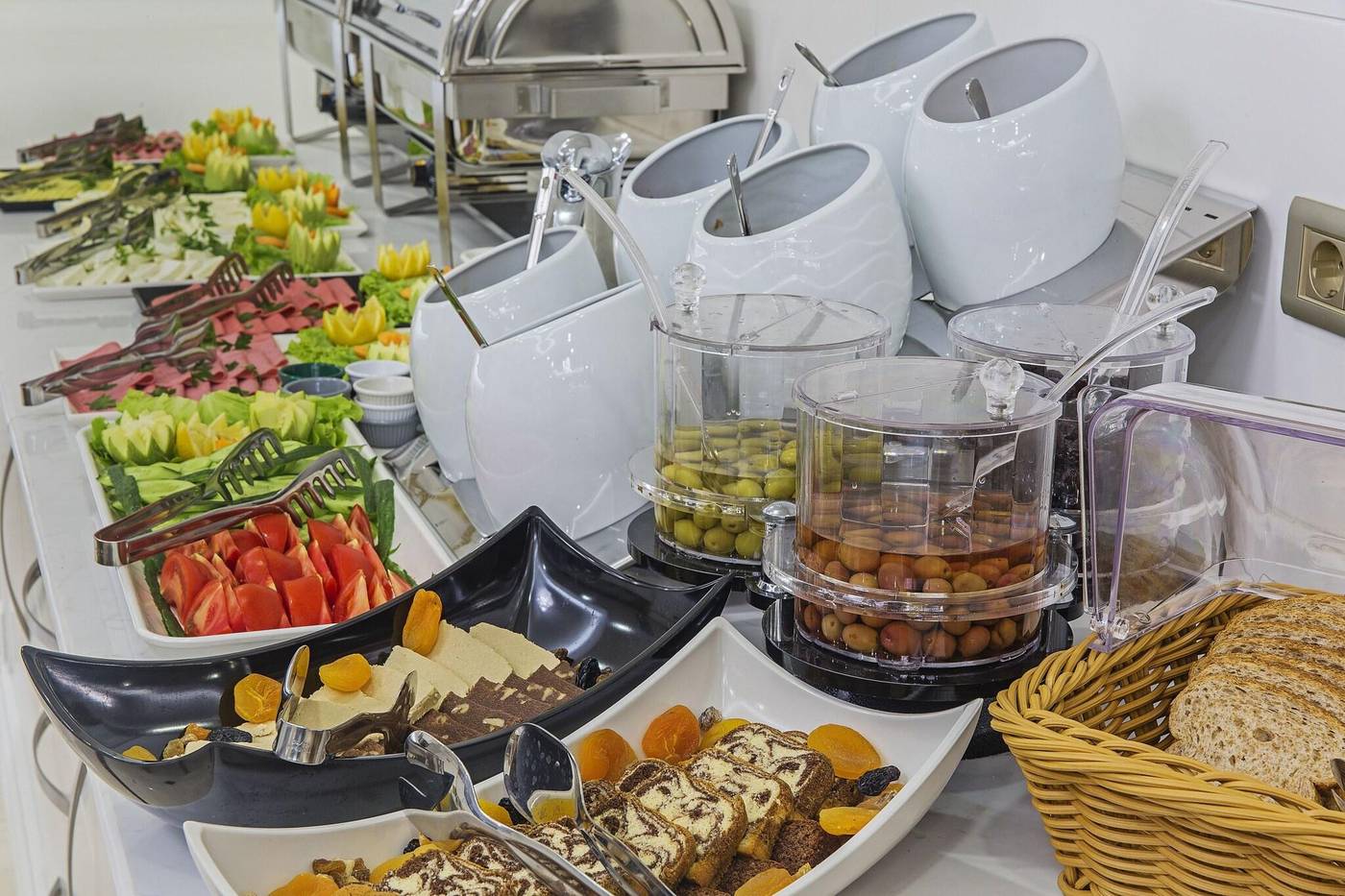 Grand-Naki-Hotel-Restaurant-47