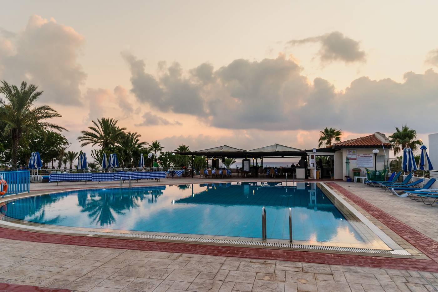 Helios-Bay-Pool-13