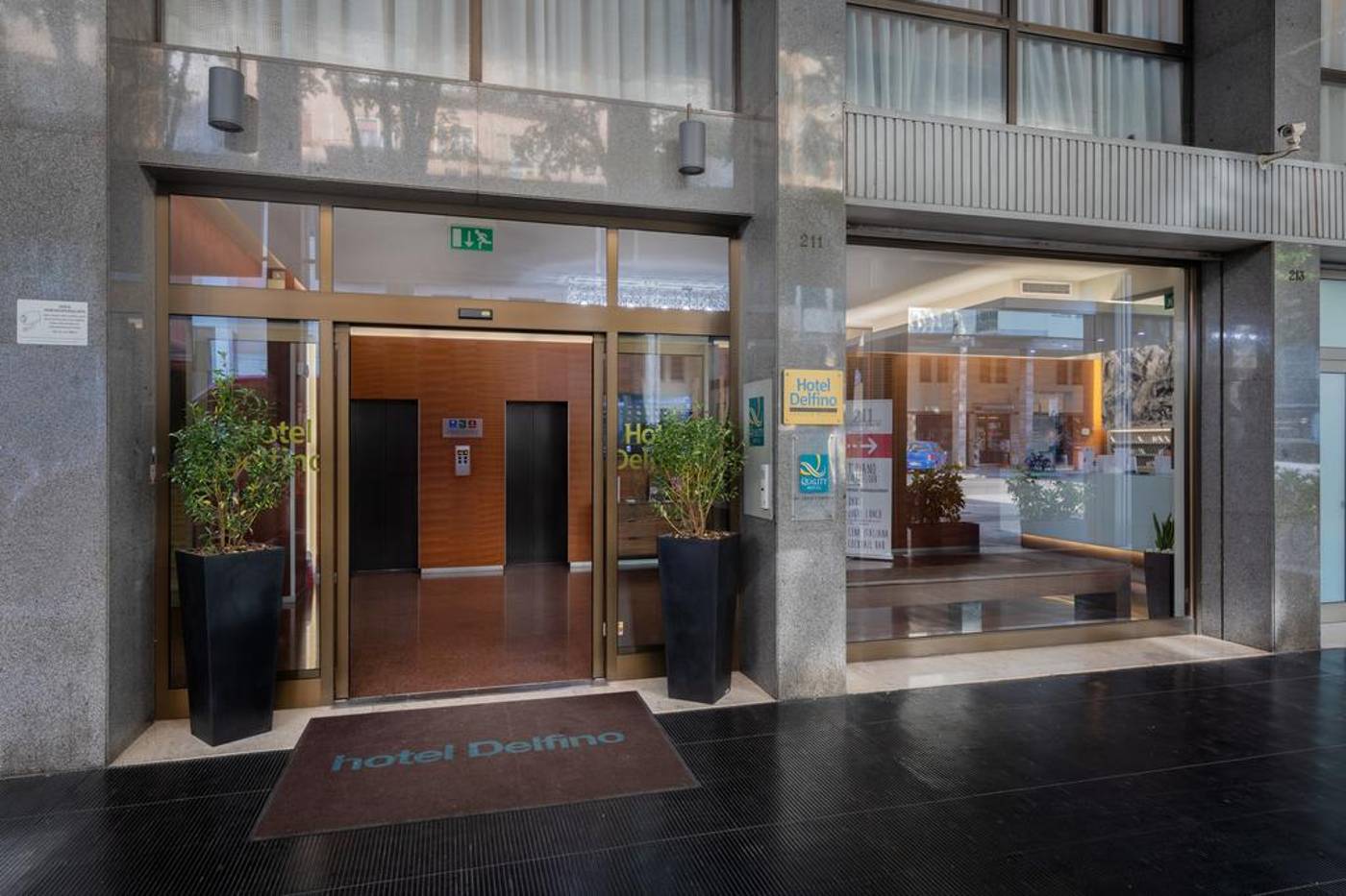 Hotel-Delfino-General-view-2