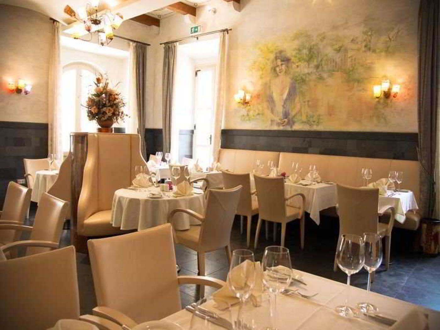 The-Pucic-Palace-Restaurant-23