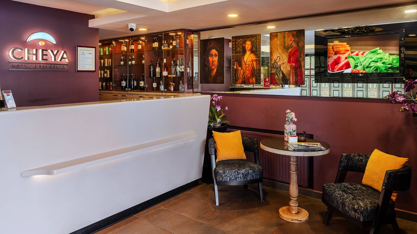 Cheya-Besiktas-Hotel---Suites-Lobby-7