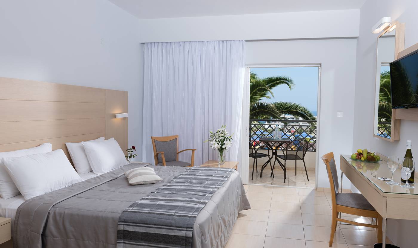 Grand Hotel Holiday Resort