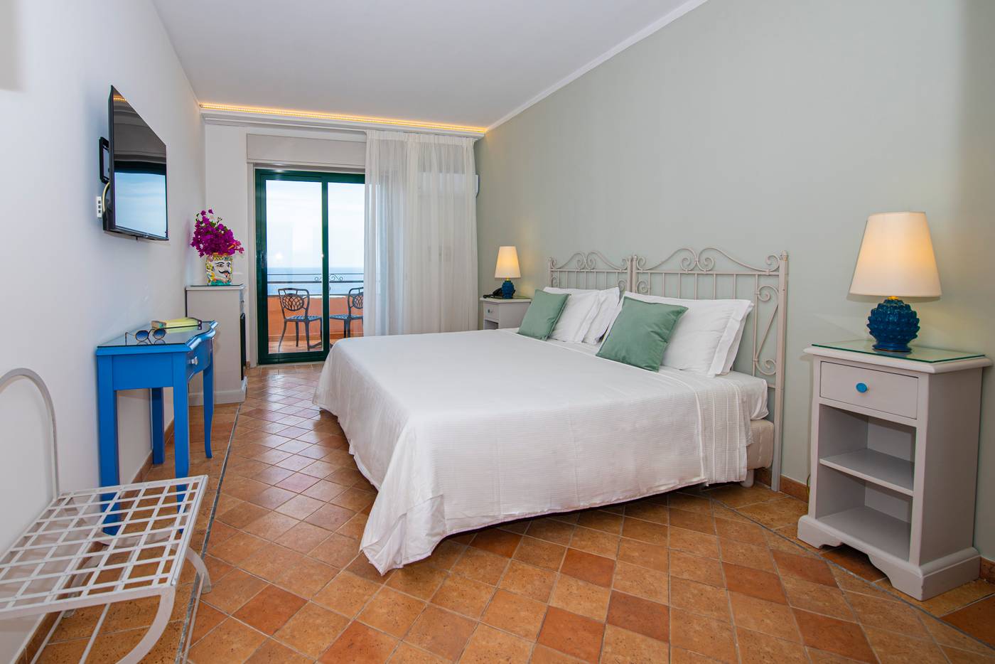 Baia-Taormina-Hotel-Room-28