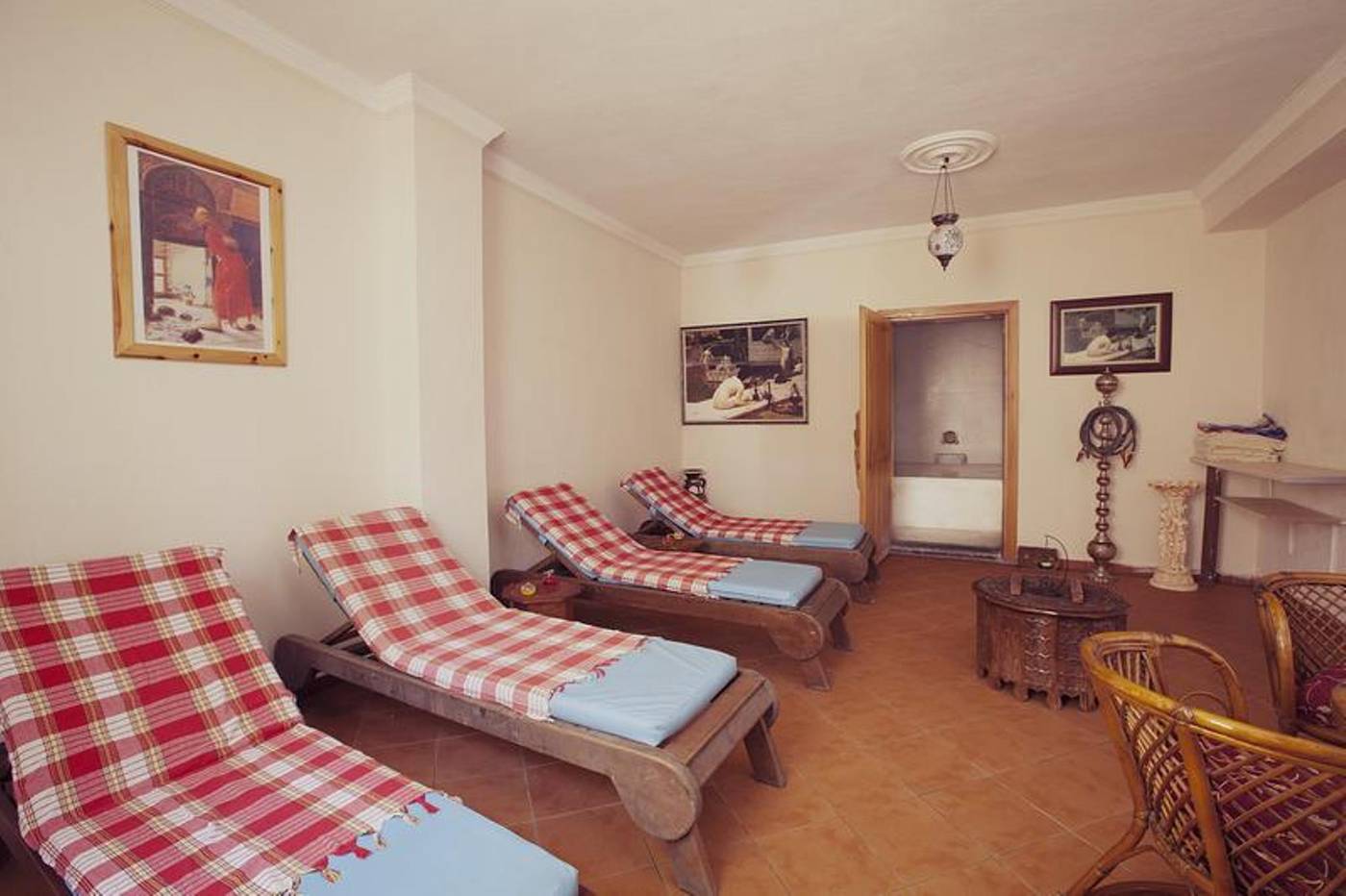 Hotel-Catty-Cats-Garden-Sports-and-Entertainment-34