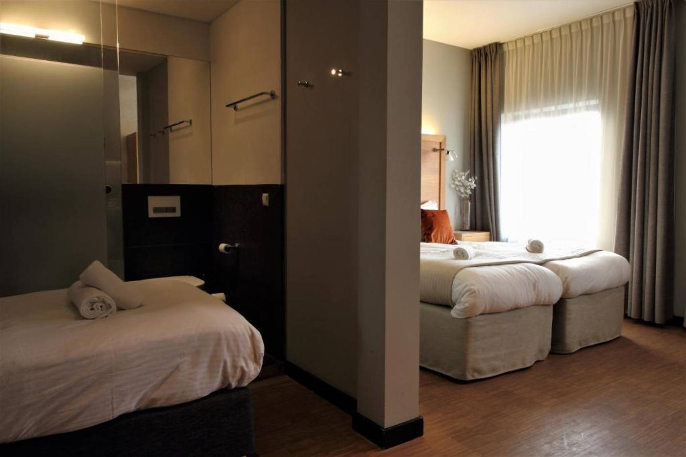 The-Bank-Hotel-Room-26