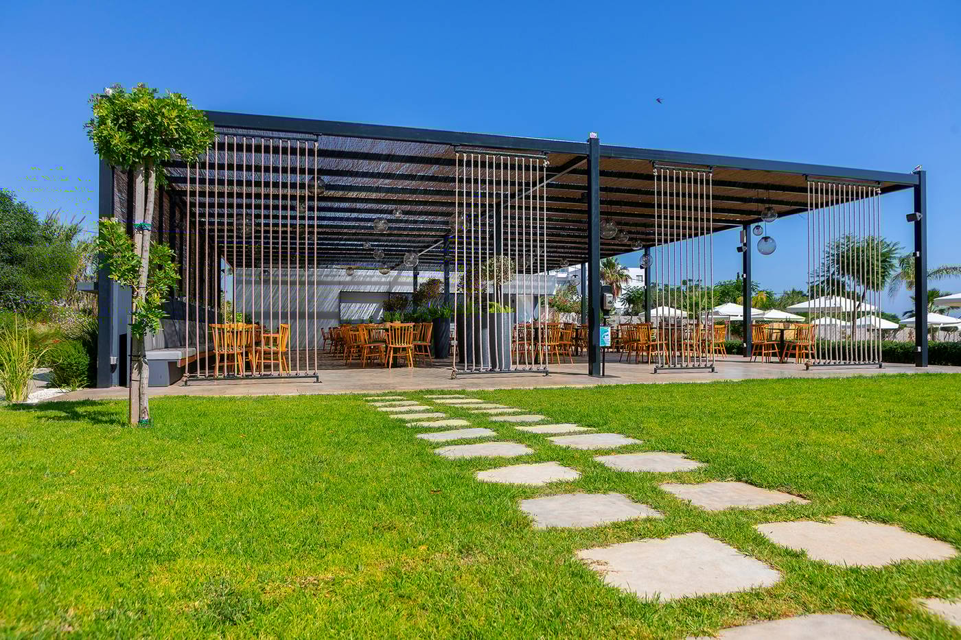 Crystal-Springs-Beach-Hotel-Restaurant-12