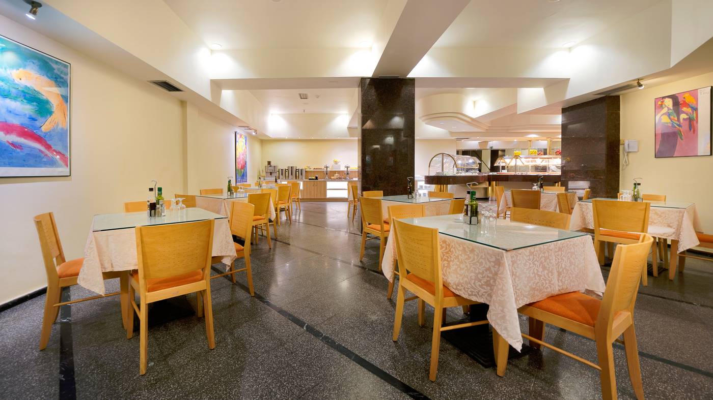 Astoria-Restaurant-53