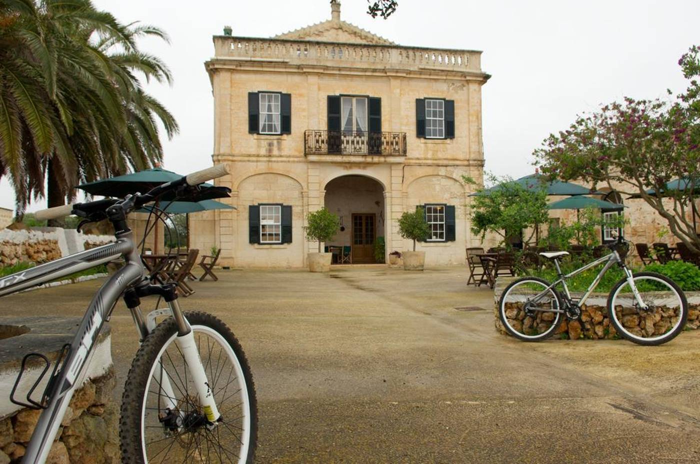 Alcaufar-Vell-Hotel---Restaurant-General-view-11