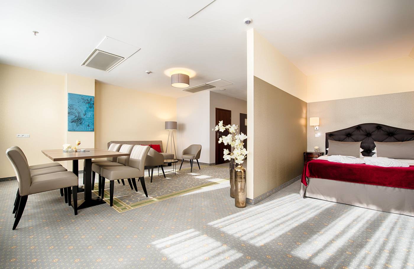 Leonardo-Royal-Hotel-Warsaw-Room-45