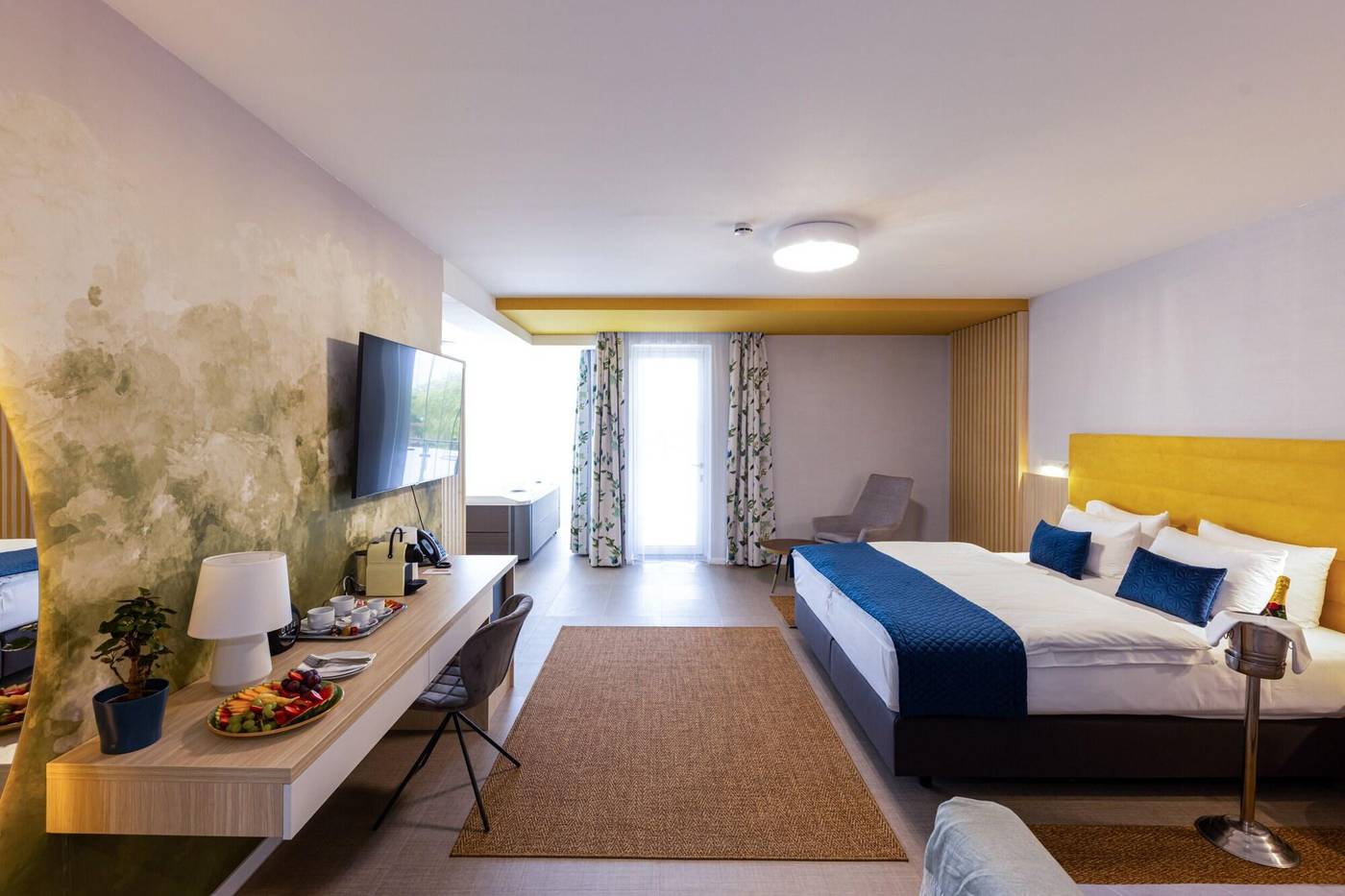 Nadas-To-Park-Hotel-Superior-Room-17