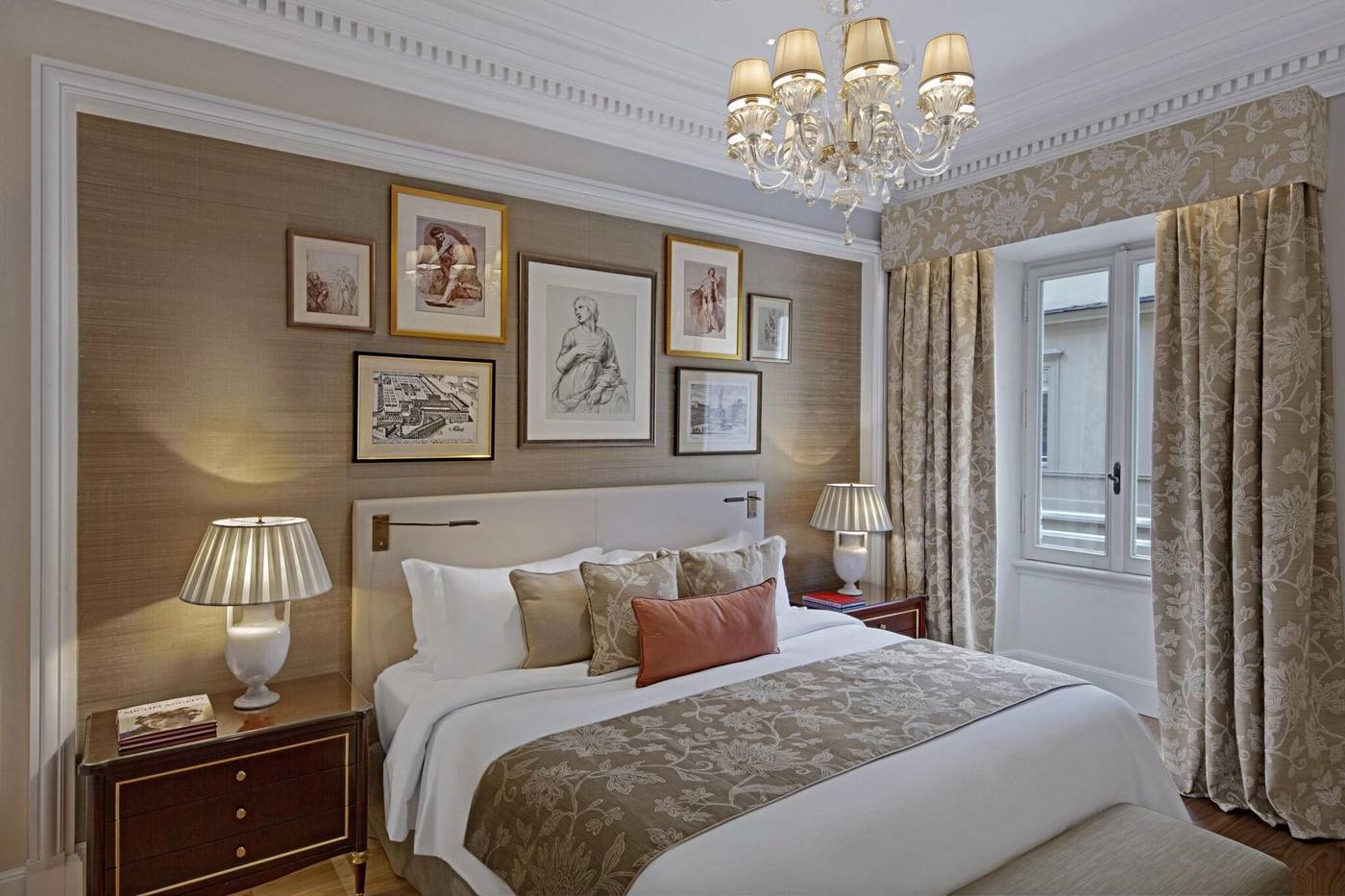The-St-Regis--Rome-Room-35