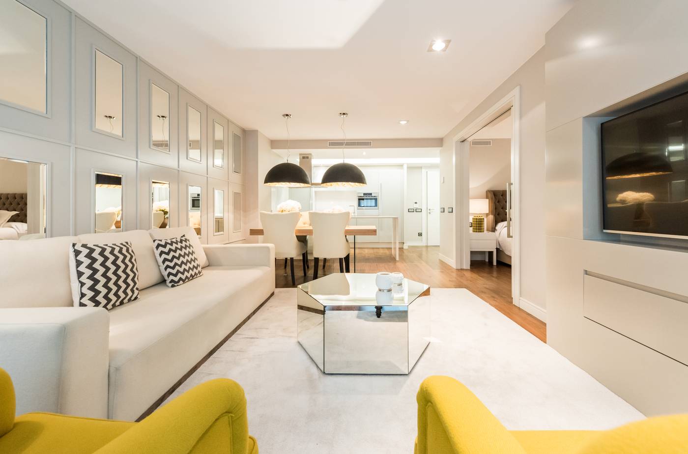 Gran-Via-Centric-II-Room-9