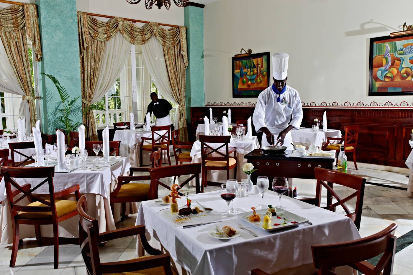 Luxury-Bahia-Principe-Runaway-Bay-All-Inclusive-Adults-Only-Restaurant-51