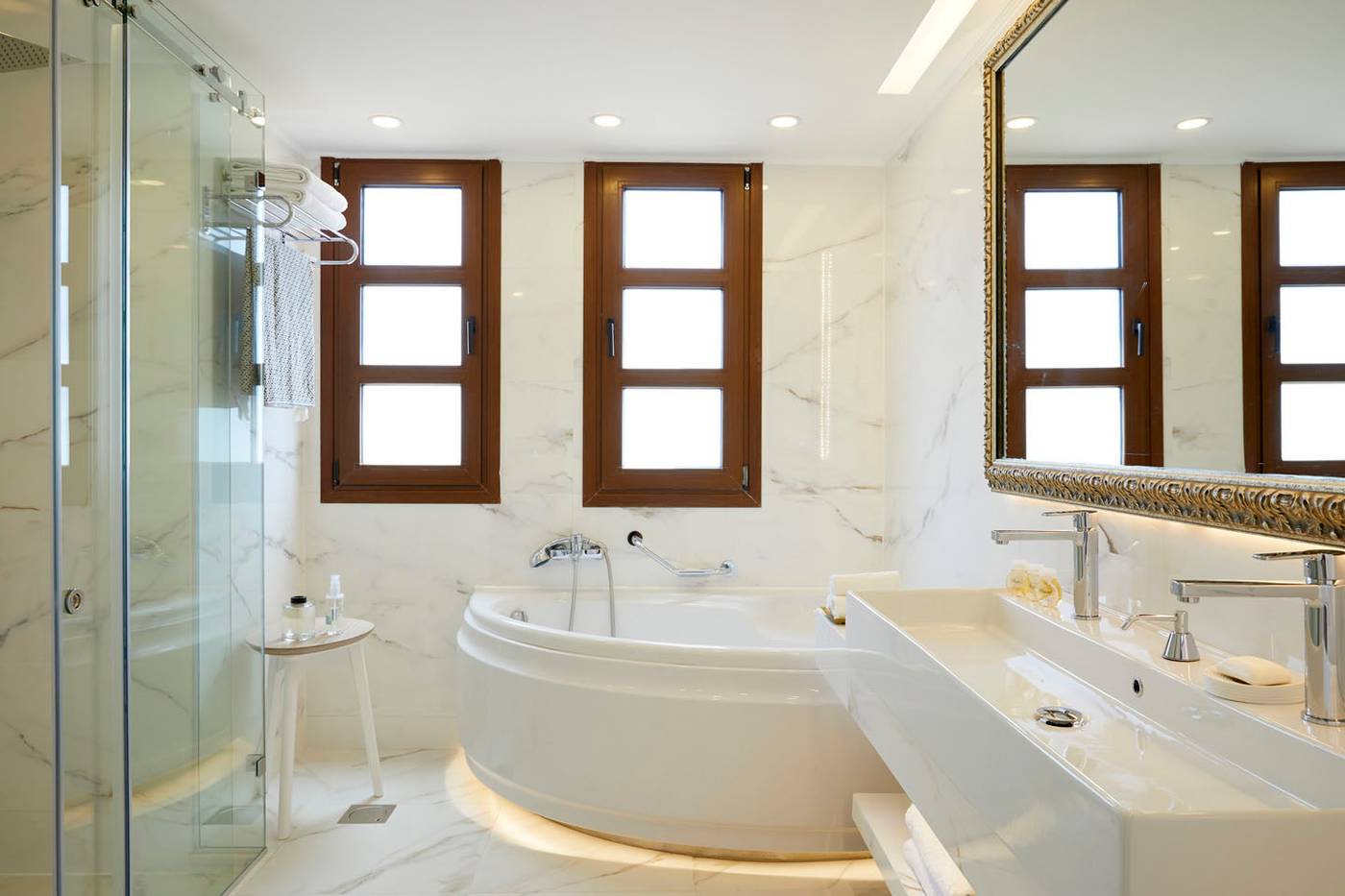 Anthemus-Sea-Beach-Hotel---Spa-Room-47