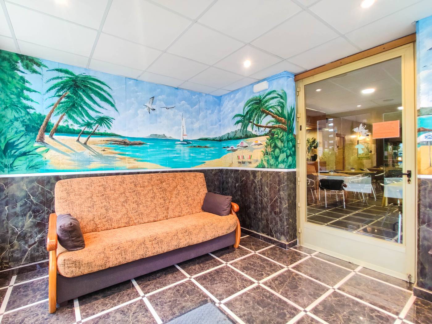 Apartments-Picasso-Lobby-26