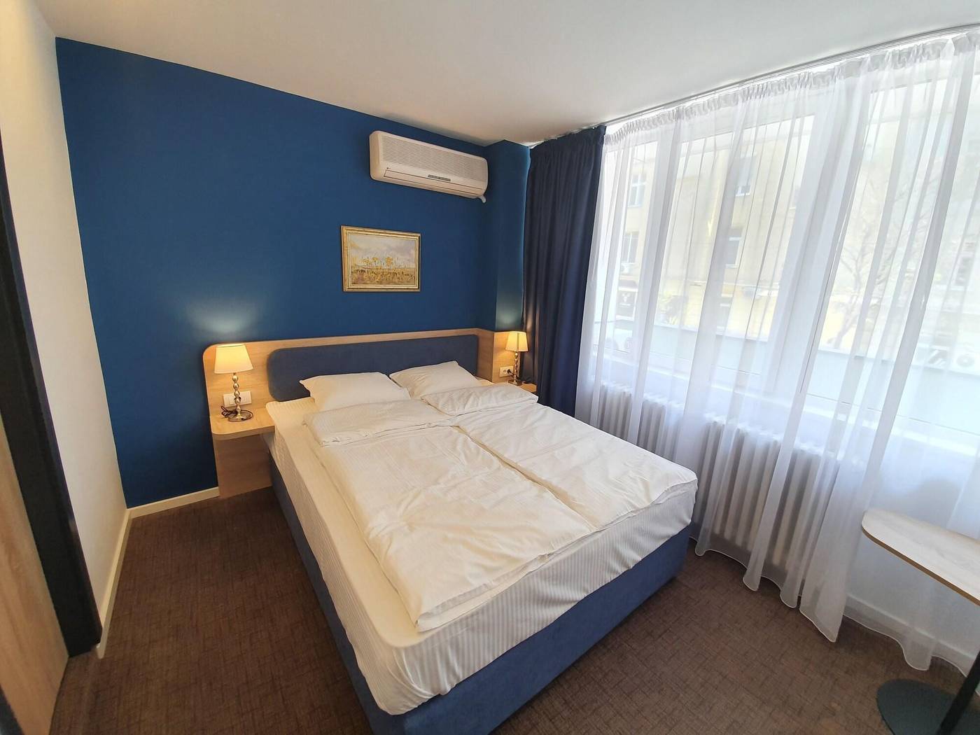 Premium Crown Suites-Serbia-BELGRADE-Room-10