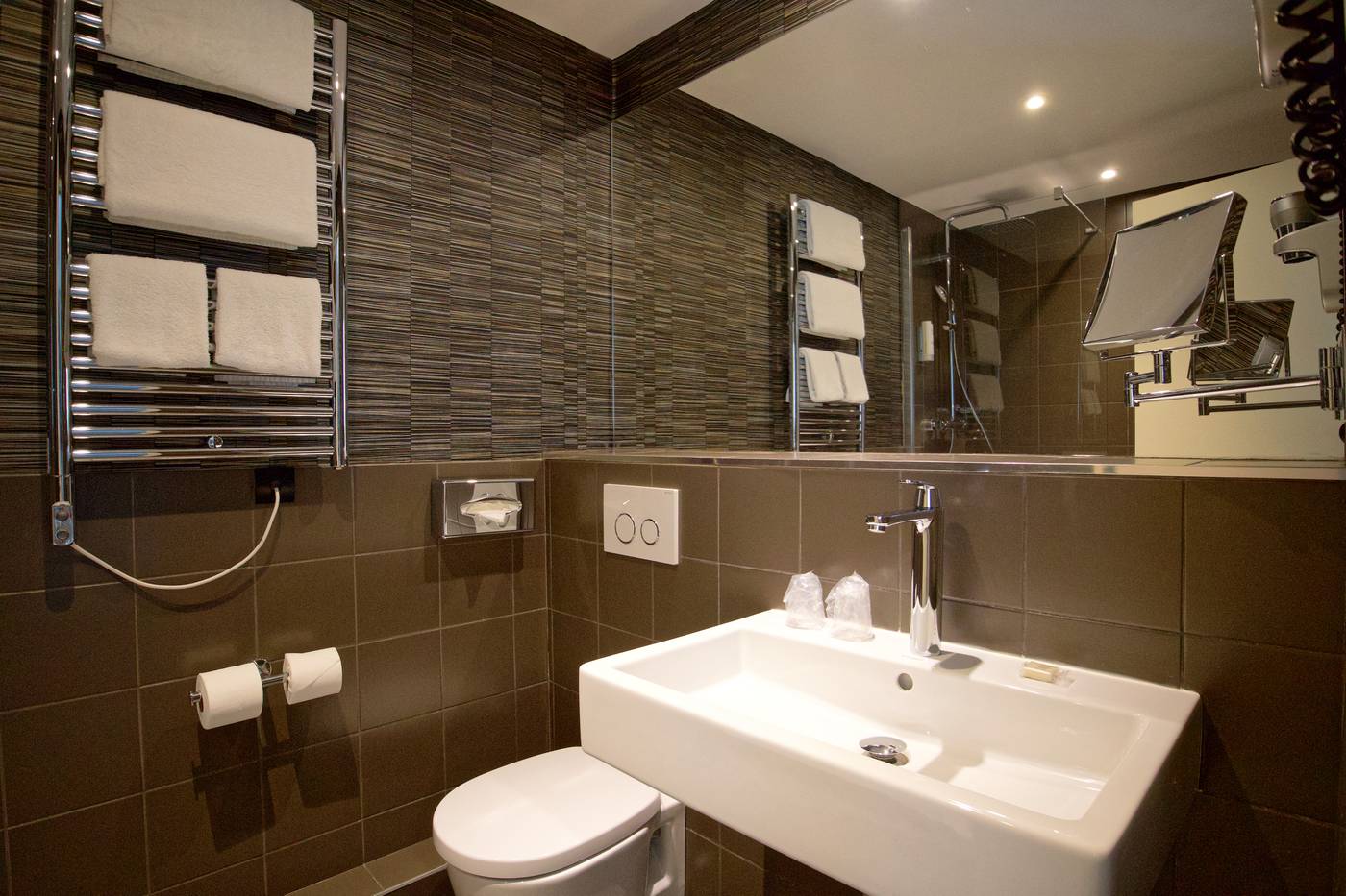 Appia-La-Fayette-Room-42