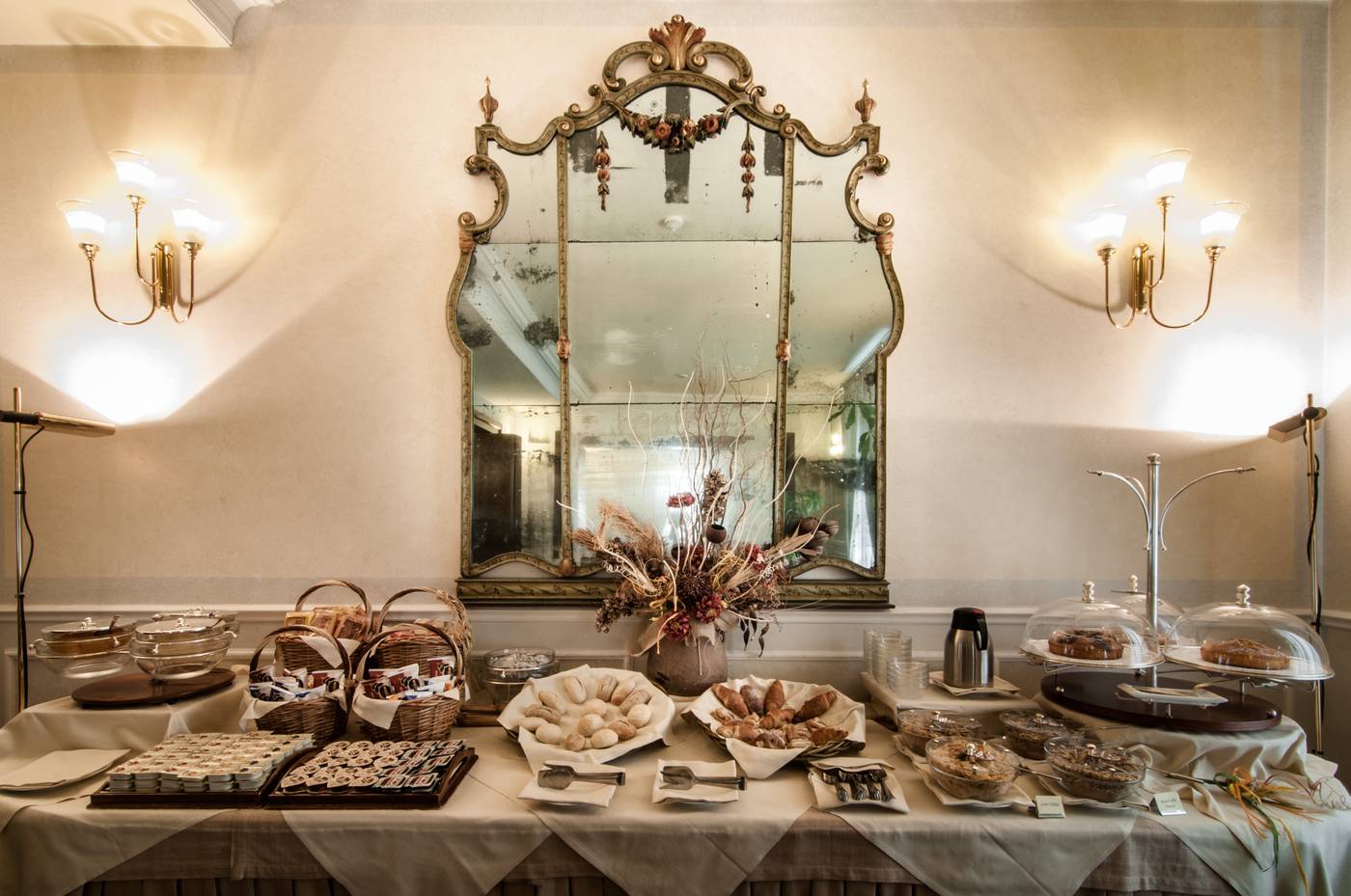 Grand-Hotel-Bastiani-Bar-10