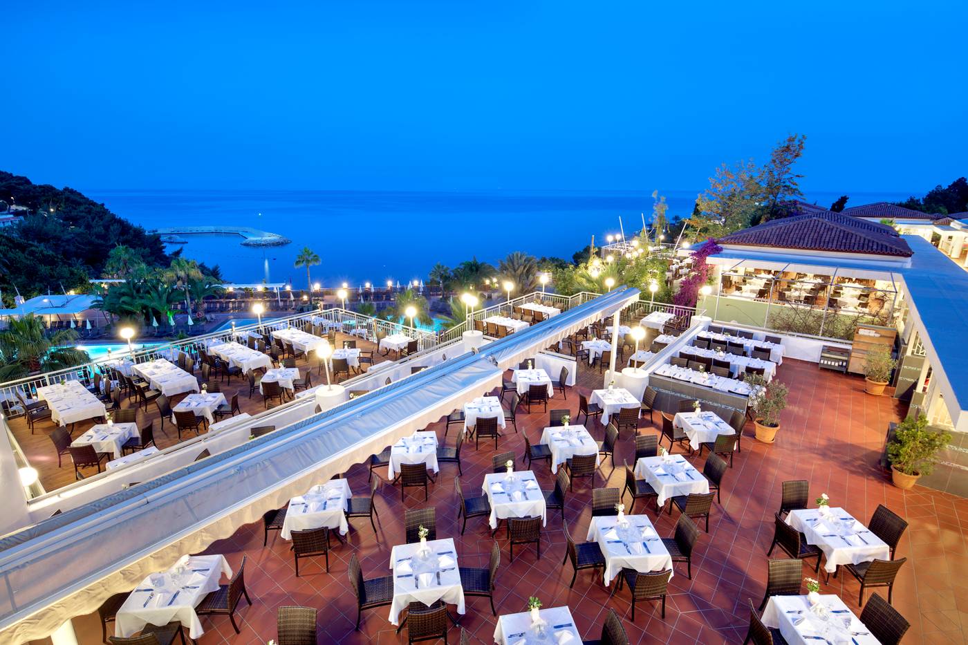 Pine-Bay-Holiday-Resort-Terrace-19