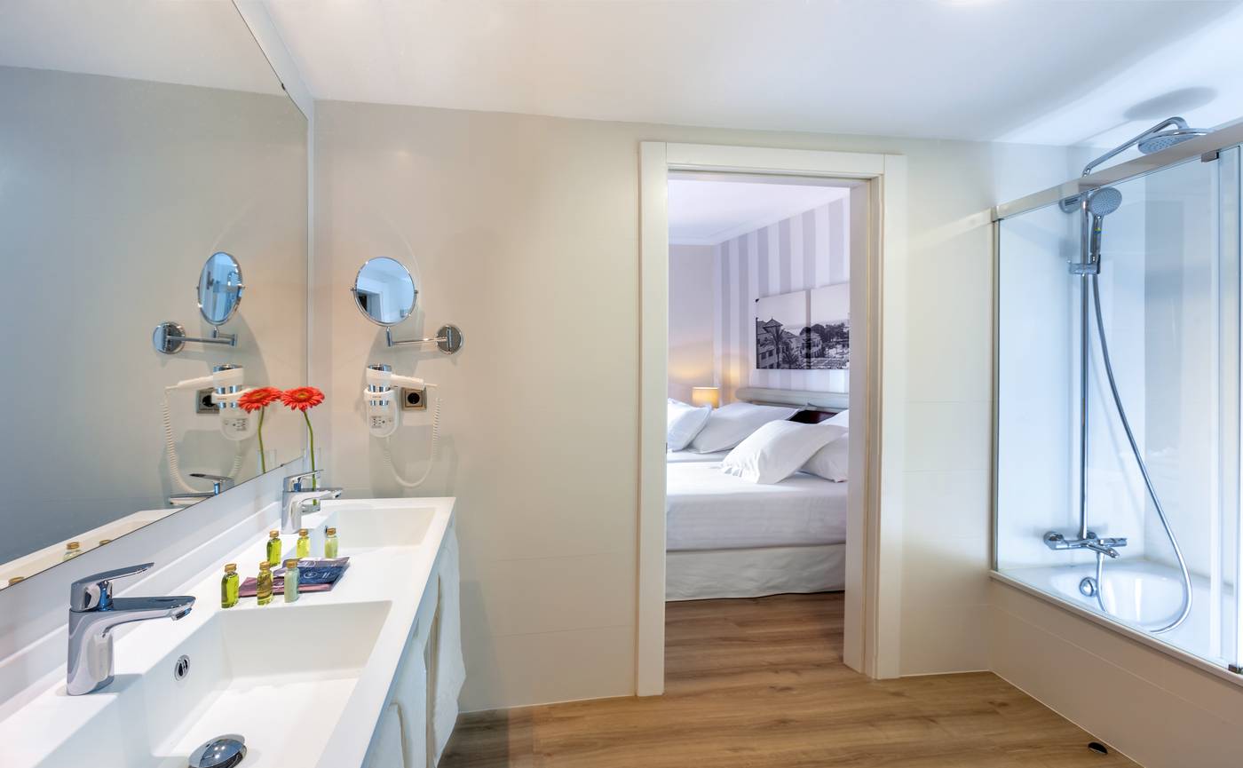 Barcelo-Isla-Canela-Room-41