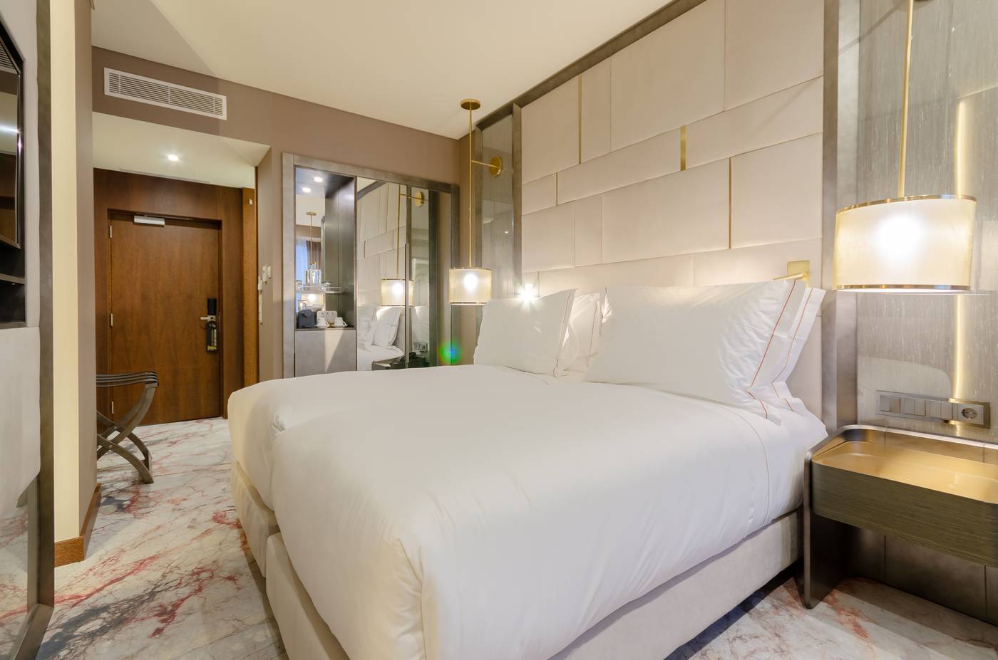 Turim-Boulevard-Room-8