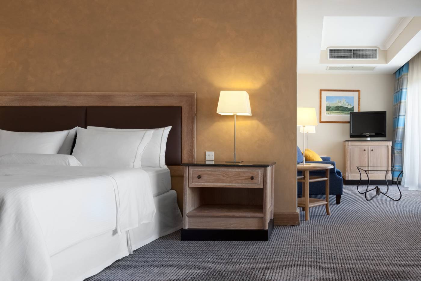 The-Westin-Dragonara-Resort-Room-50