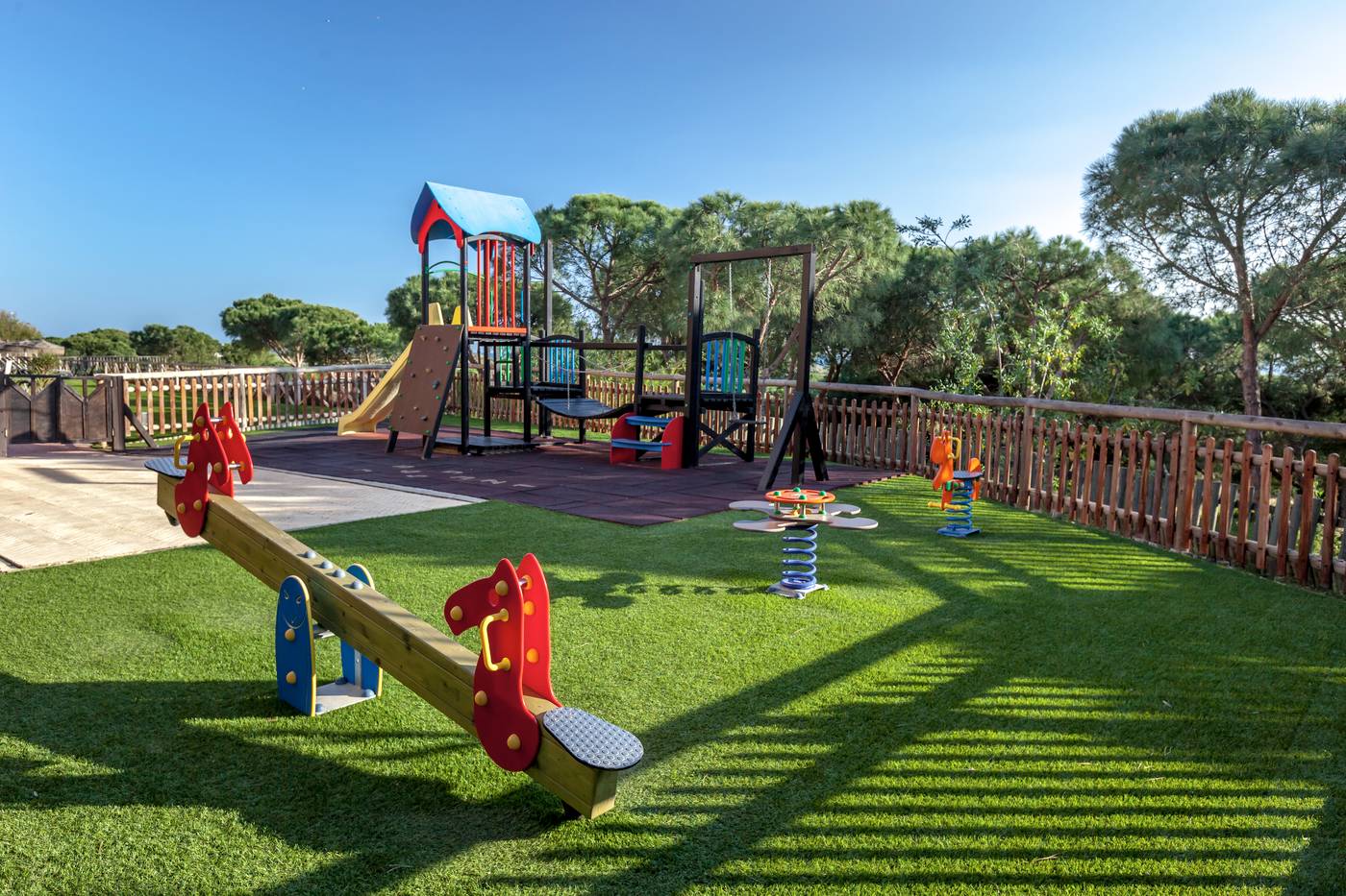 Barcelo-Punta-Umbr----a-Mar-Sports-and-Entertainment-66