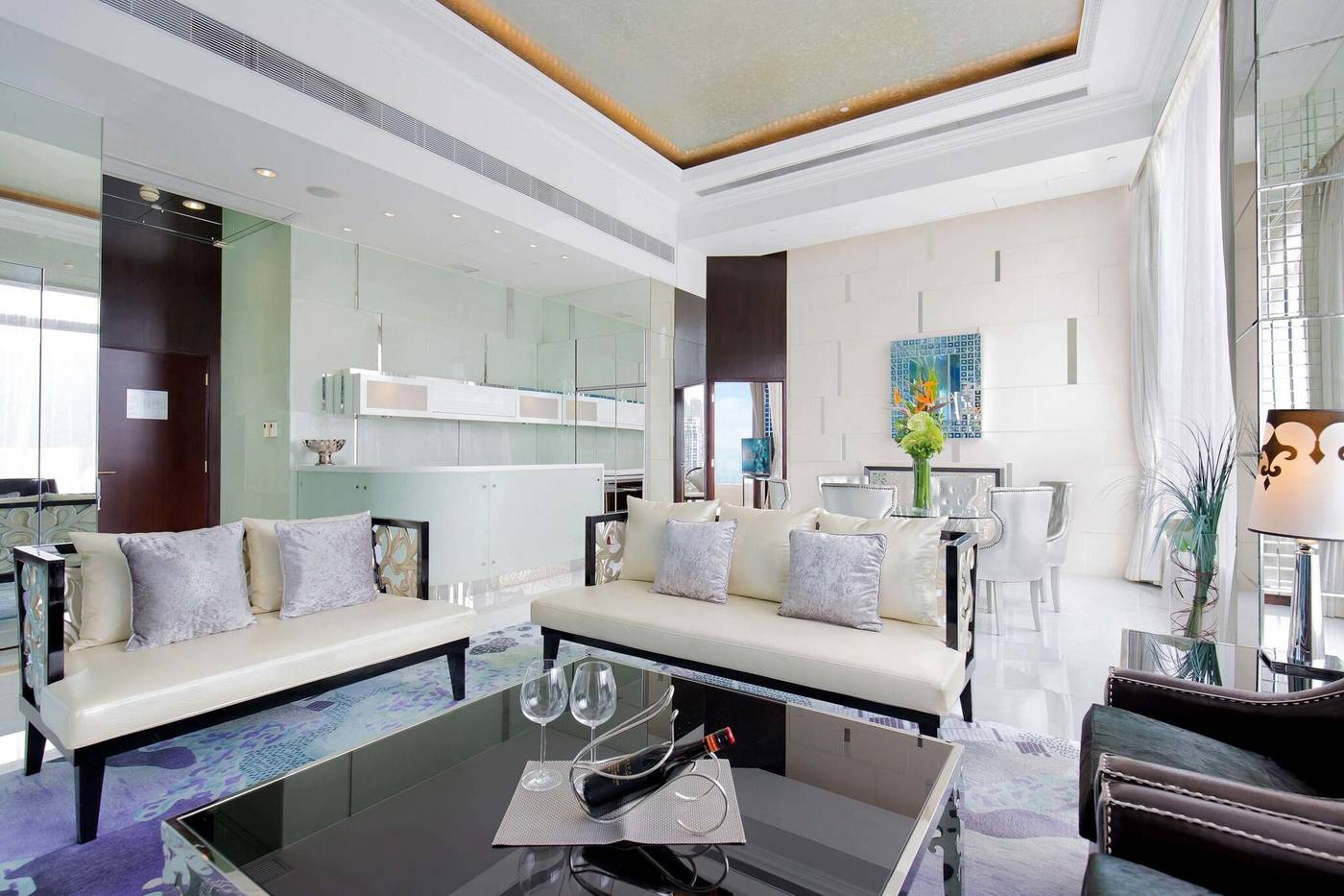 Regal-Hongkong-Hotel-Room-4