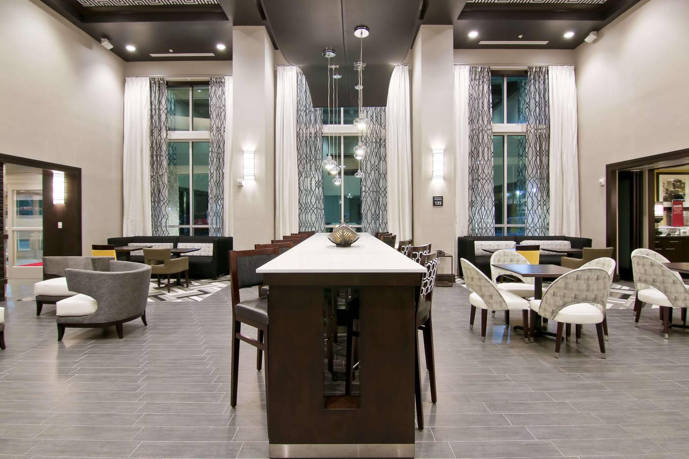 Hampton Inn & Suites Bellevue Downtown-Seattle-United States-Bellevue-General view-9