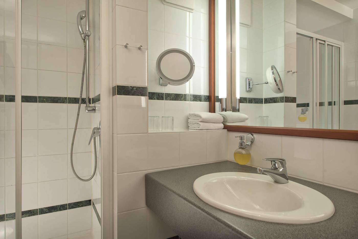 Seminaris-Seehotel-Potsdam-Room-35