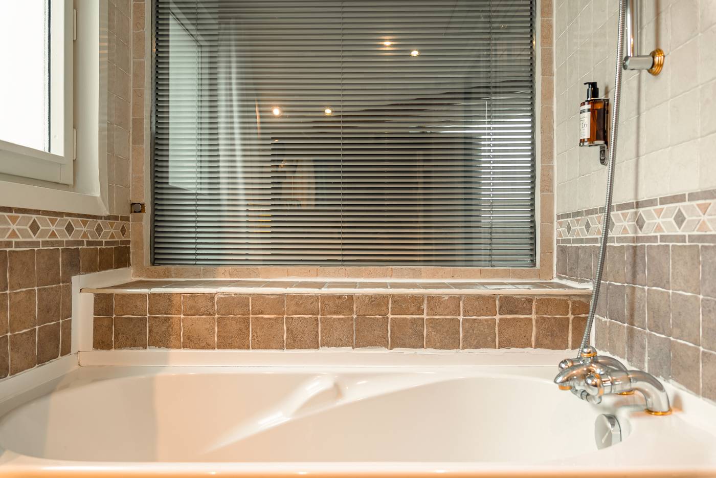 Pavillon-Opera-Grands-Boulevards-Room-16