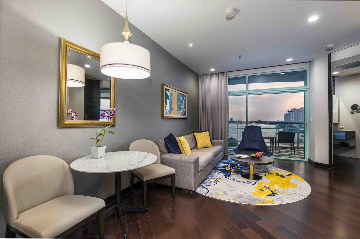 Chatrium-Hotel-Riverside-Bangkok-Room-40