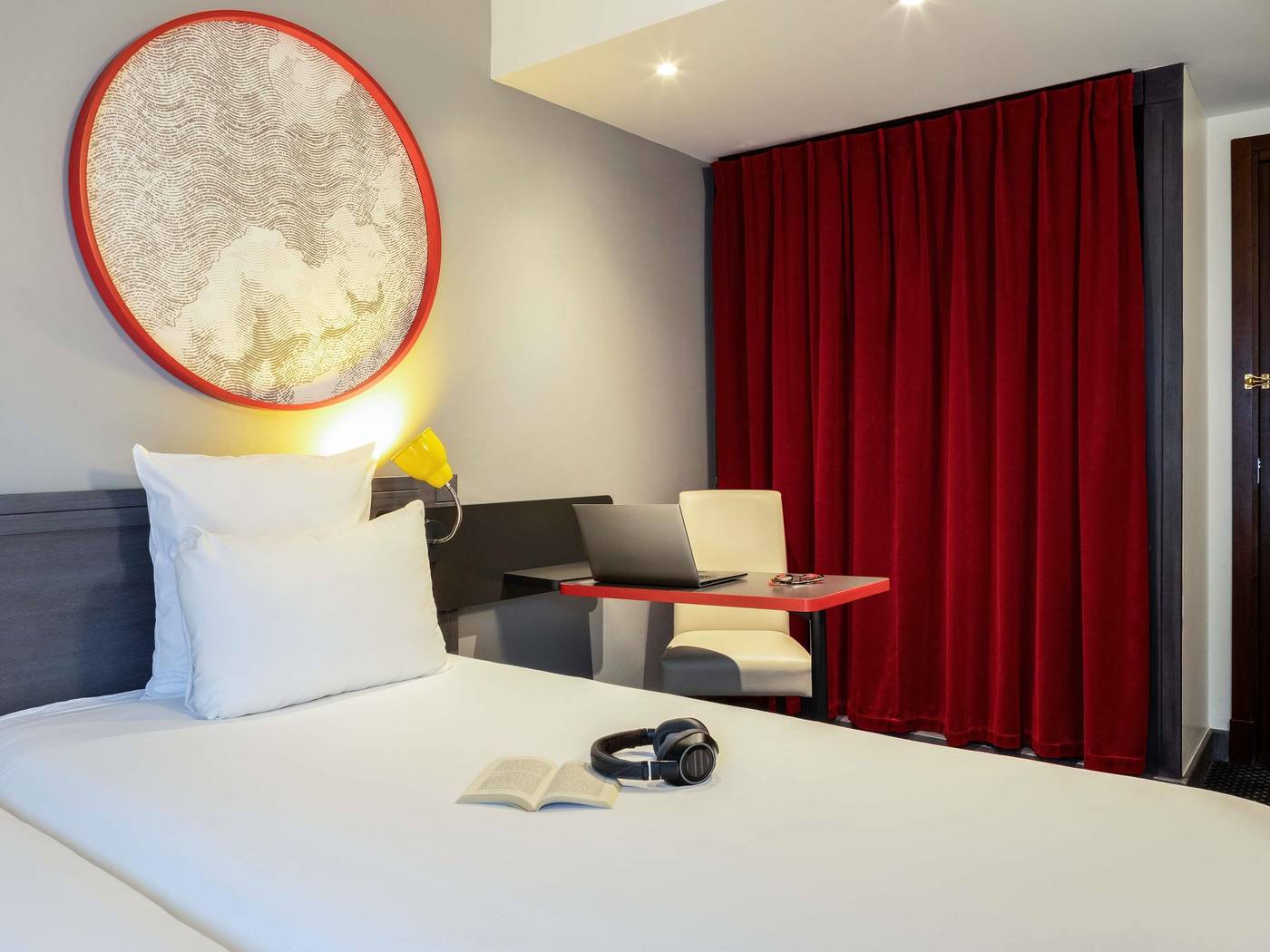 ibis-Styles-Paris-Mairie-de-Montreuil-Room-23