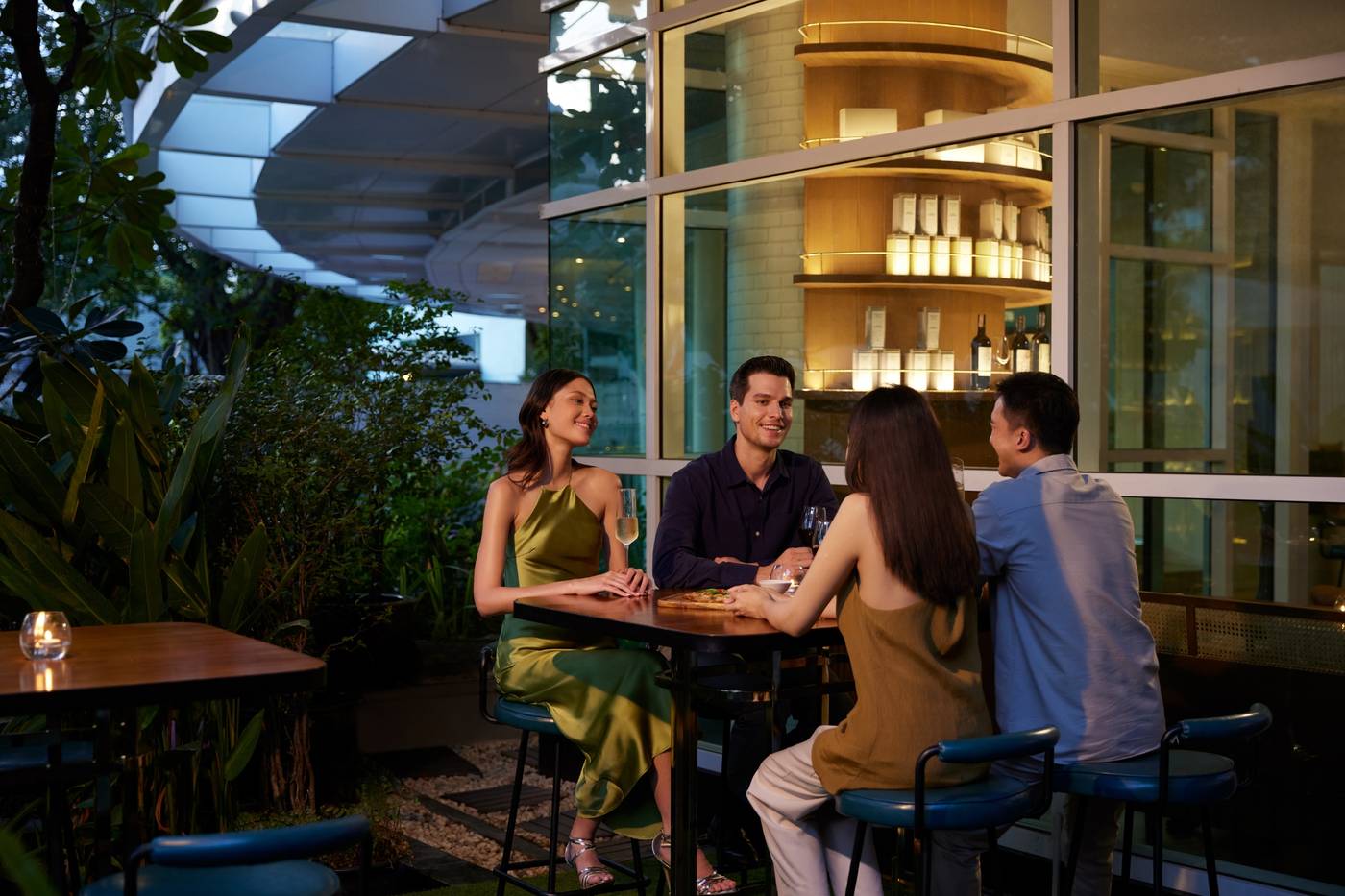 Dusit-Suites-Hotel-Ratchadamri--Bangkok-Bar-27