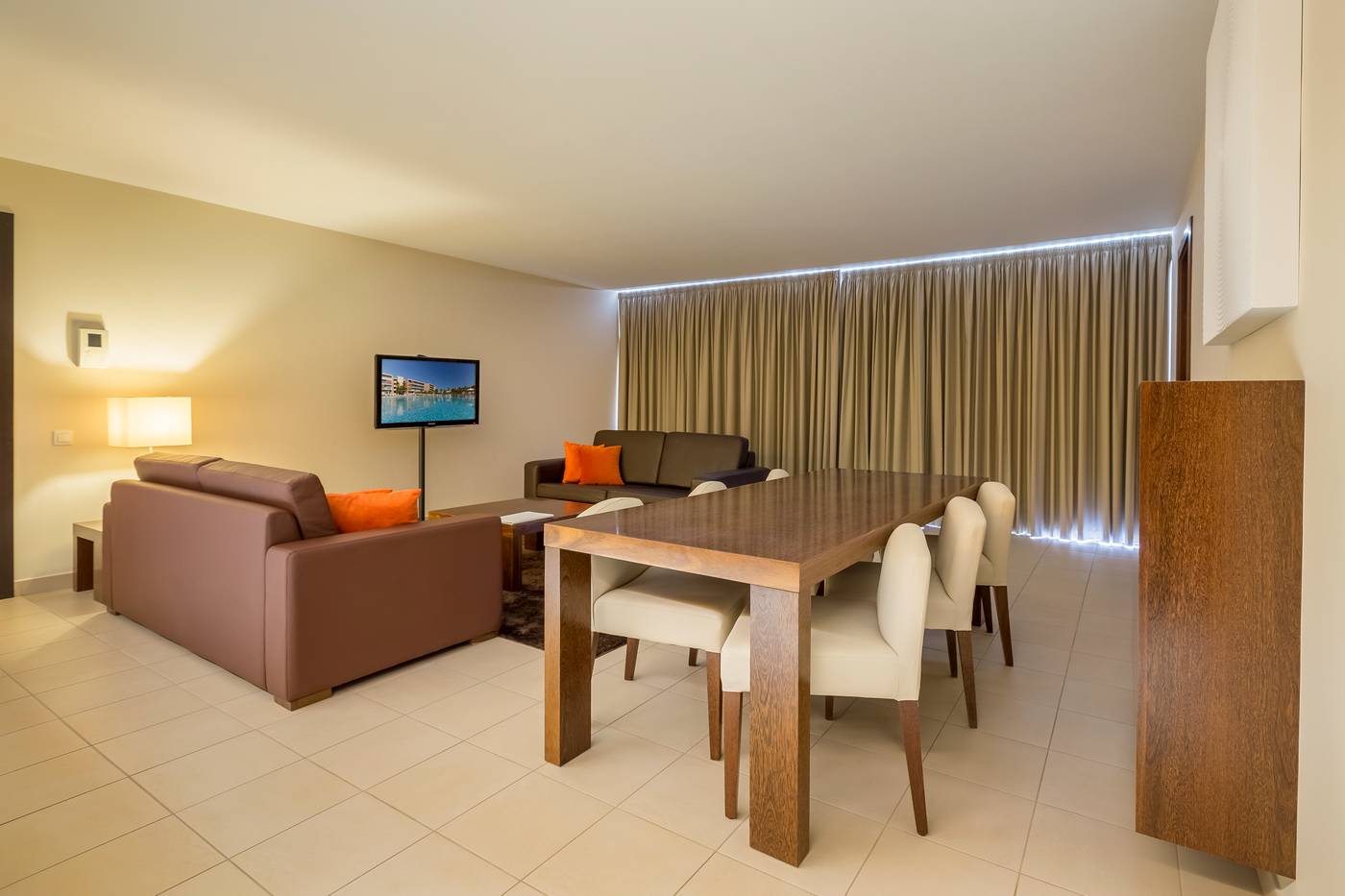 Salgados-Vila-das-Lagoas-Room-13