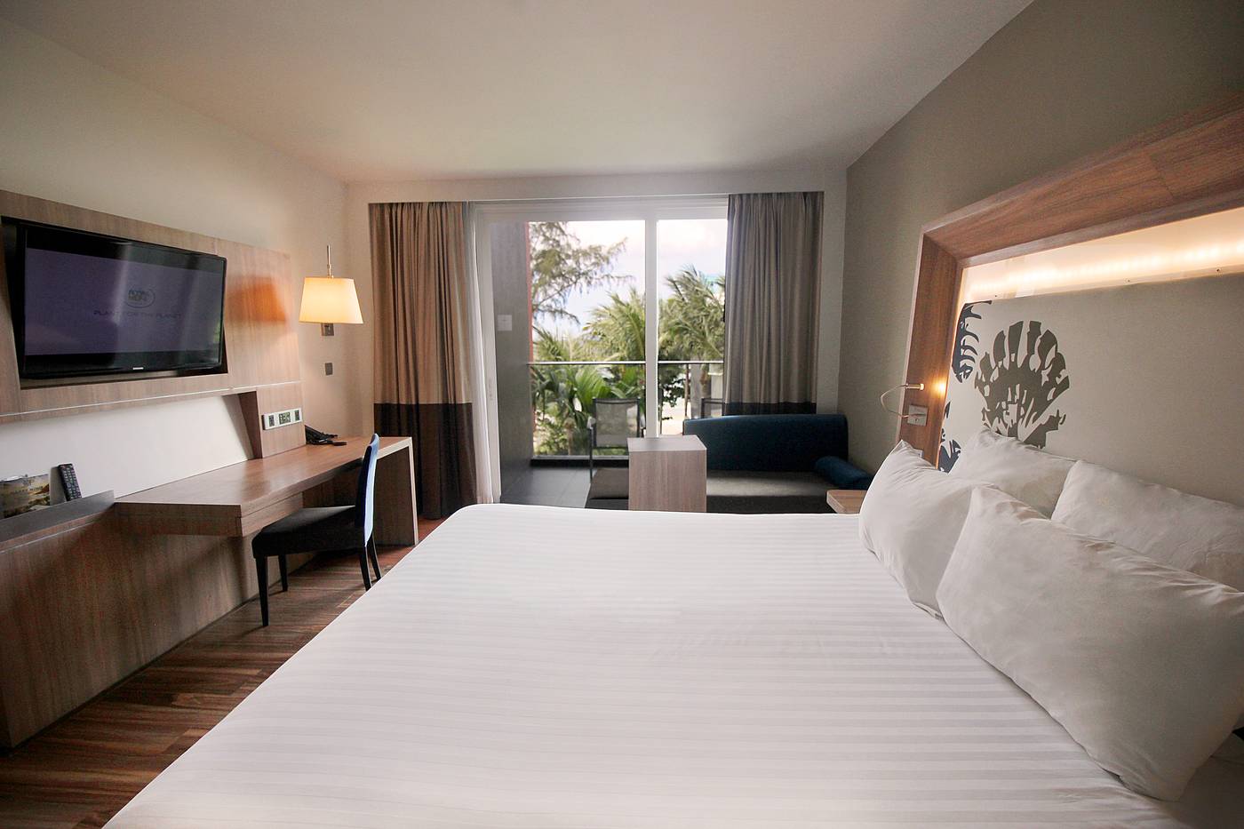 Novotel-Phuket-Kamala-Room-33