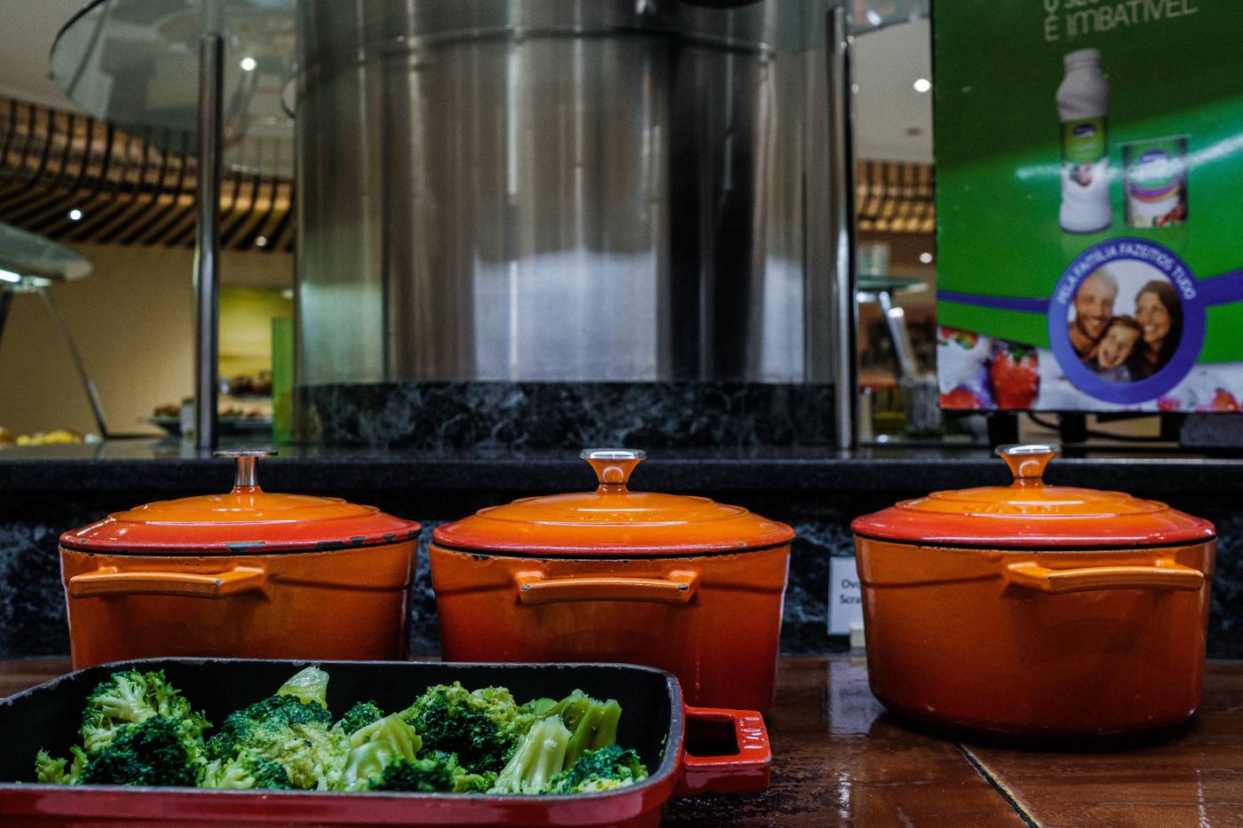 Holiday-Inn-Lisbon-Continental-Restaurant-51