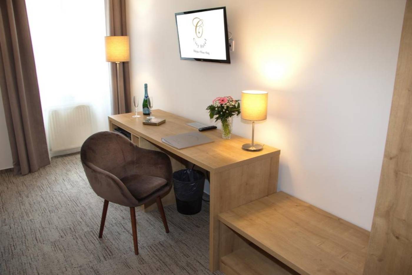 City-Hotel-Ring-Room-5