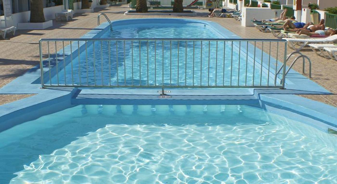 Los-Gracioseros-Pool-3