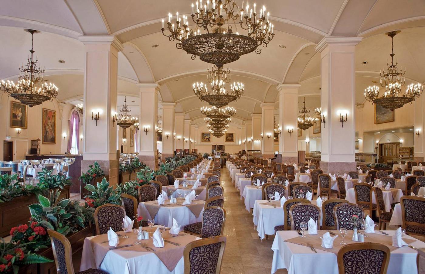 Kremlin-Palace-Restaurant-48