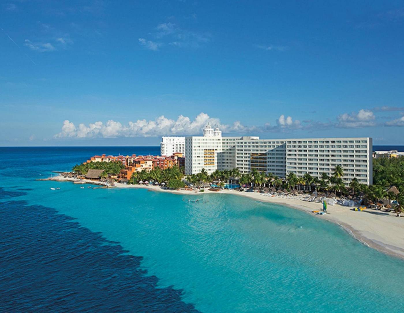 Dreams-Sands-Cancun-Resort---Spa-General-view-65