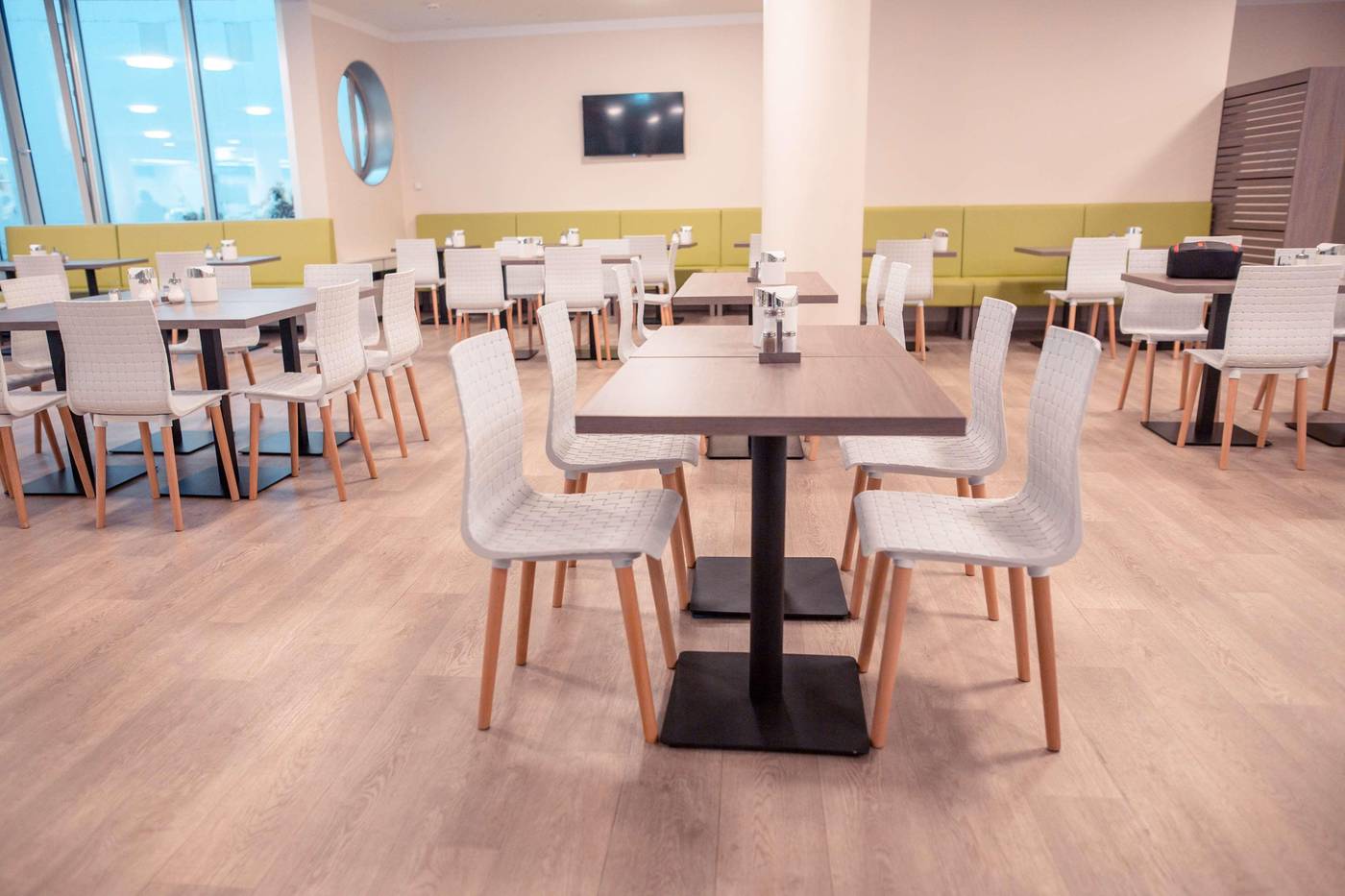 Tulip-Inn-Munich-Messe-Restaurant-11