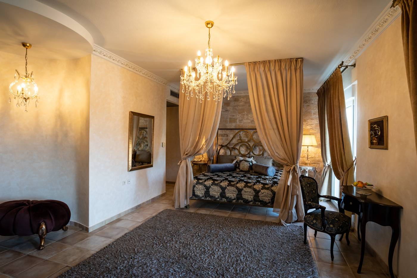 Achtis-Hotel-Room-24