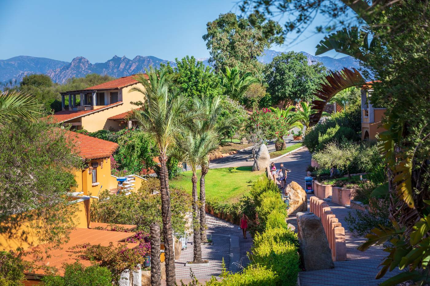 Club-Hotel-Saraceno-General-view-17