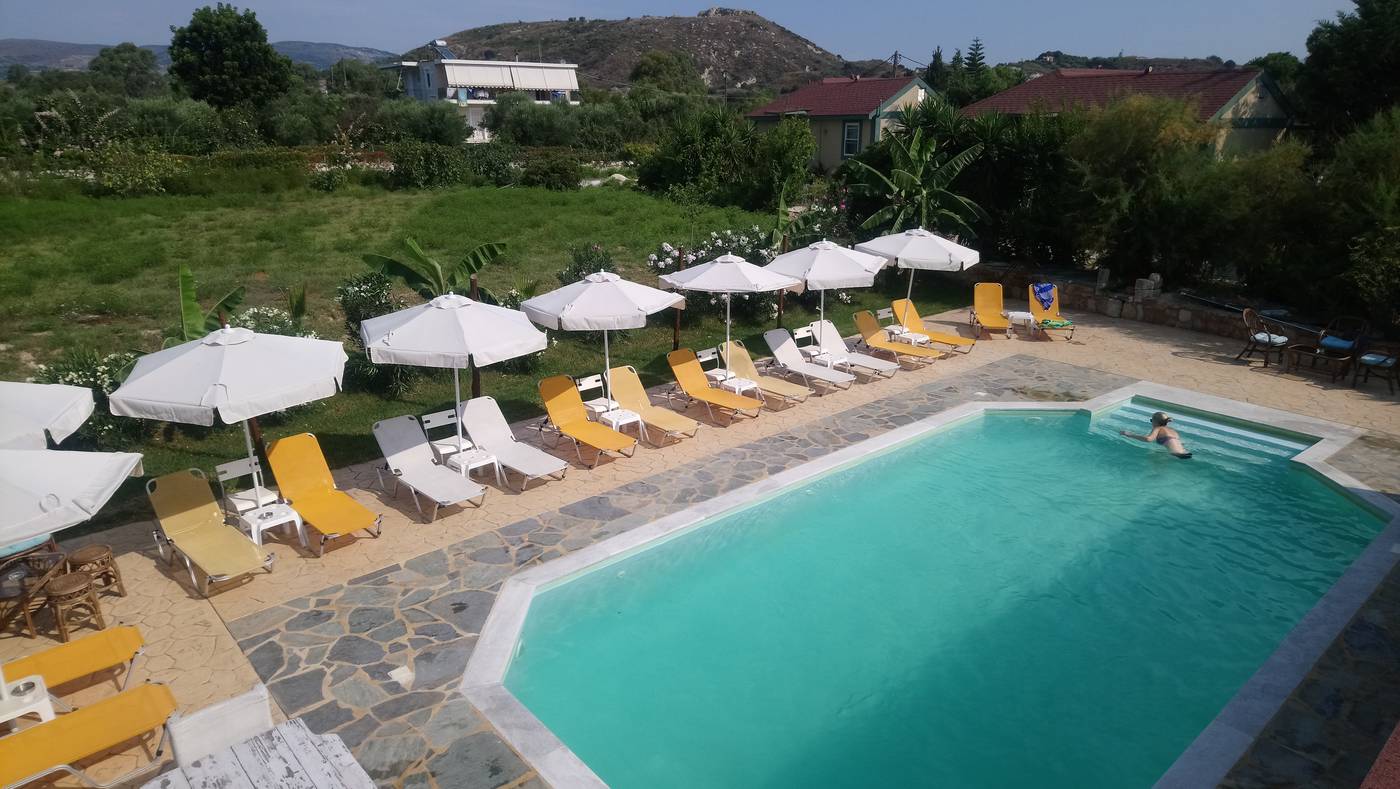 Zest---Xi-Beach-General-view-7