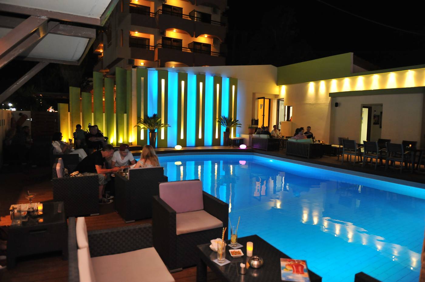 Heleni-Beach-Hotel-Bar-37