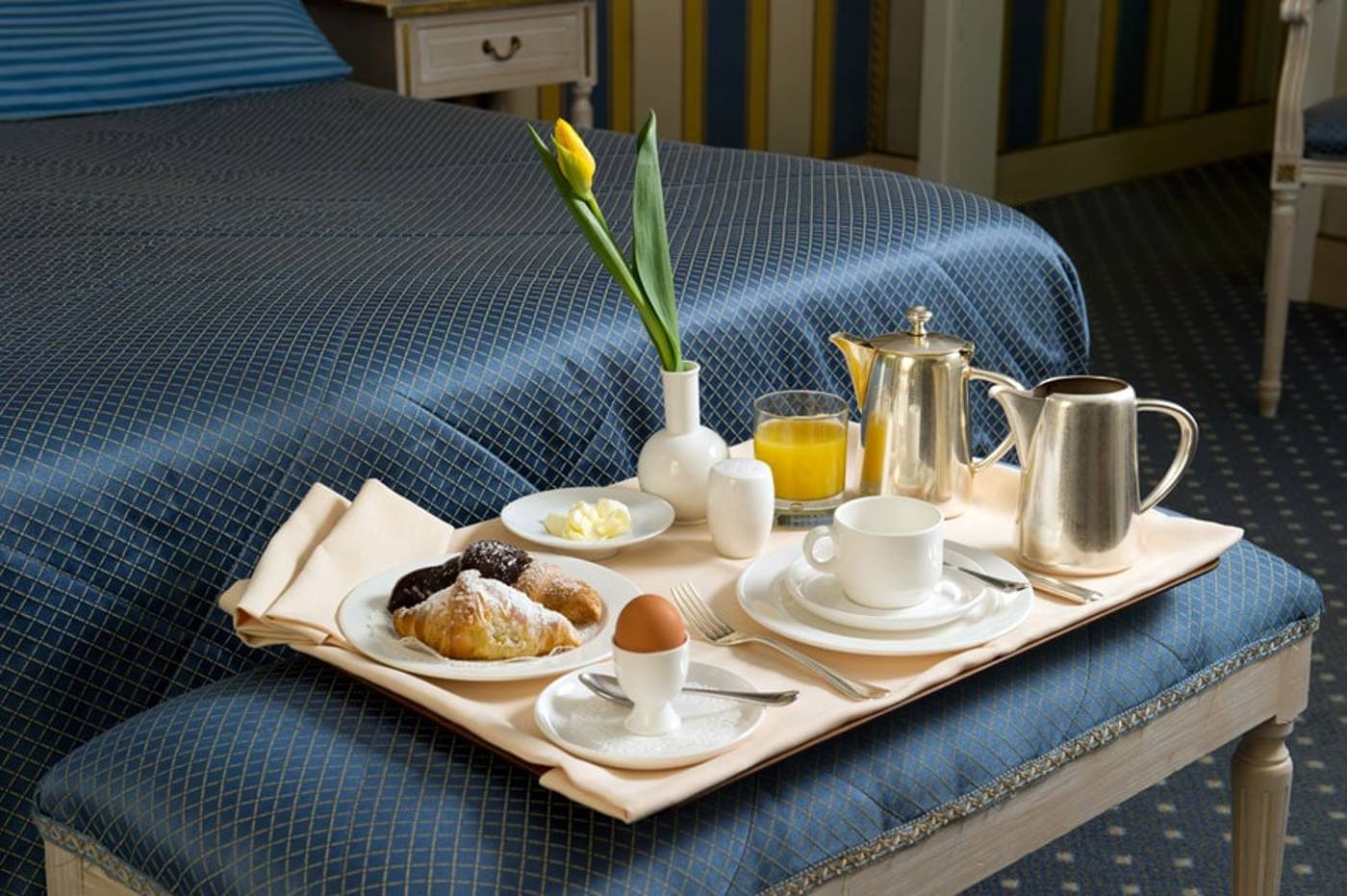 Carlton-on-the-Grand-Canal-Room-4