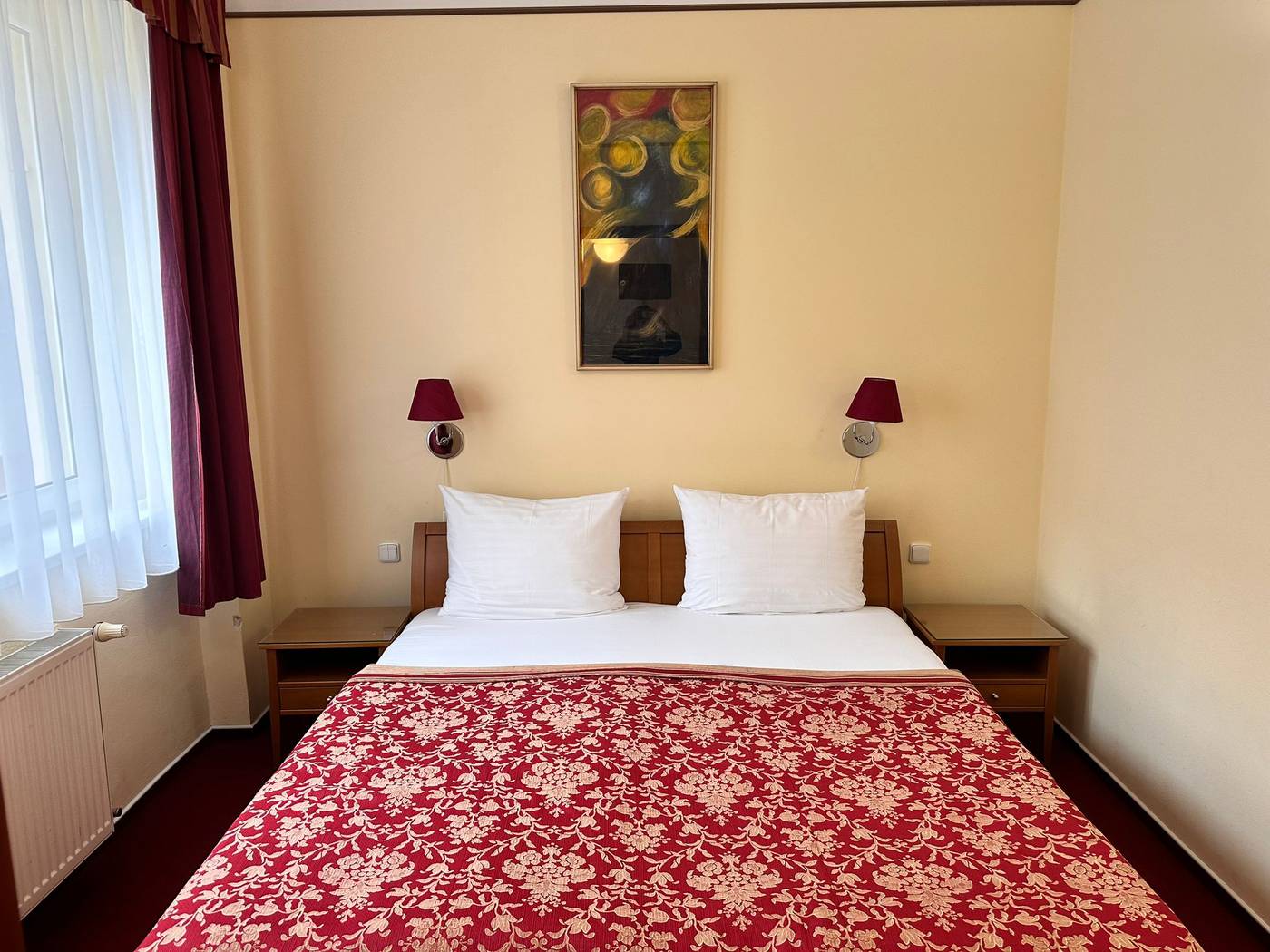 Cloister-Inn-Room-18